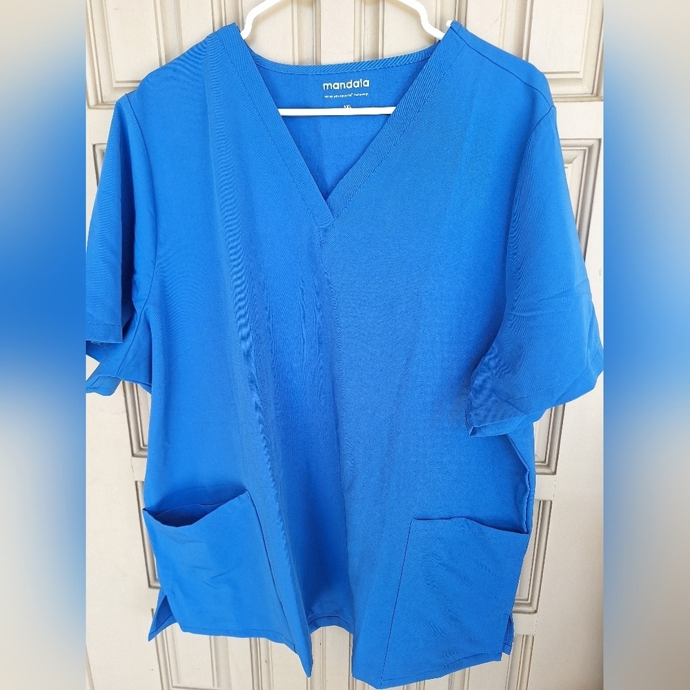 Mandala Plus Sz3X Womens Blue Scrub Top Pockets Multiple